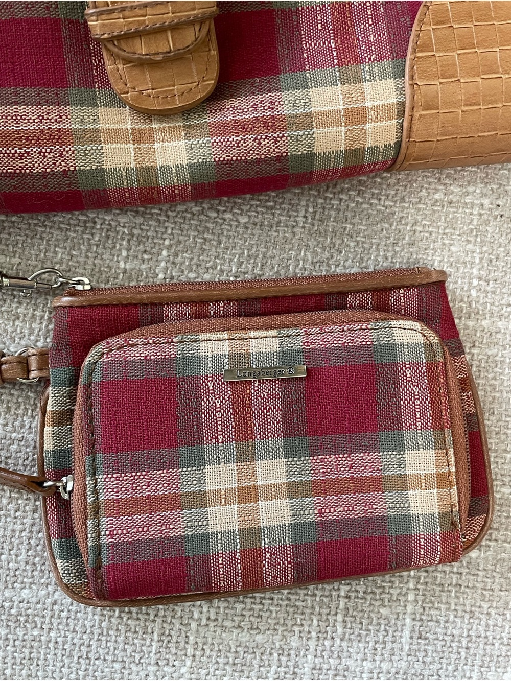 Vintage Longaberger Homestead Plaid Crossbody/Basket Weave Leather w/Wristlet - Picture 3 of 13